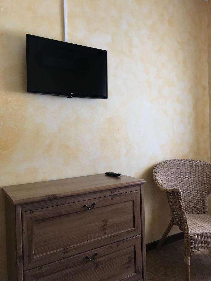 Albergo Villa Angela Toscolano Maderno Bagian luar foto