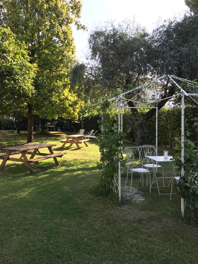Albergo Villa Angela Toscolano Maderno Bagian luar foto